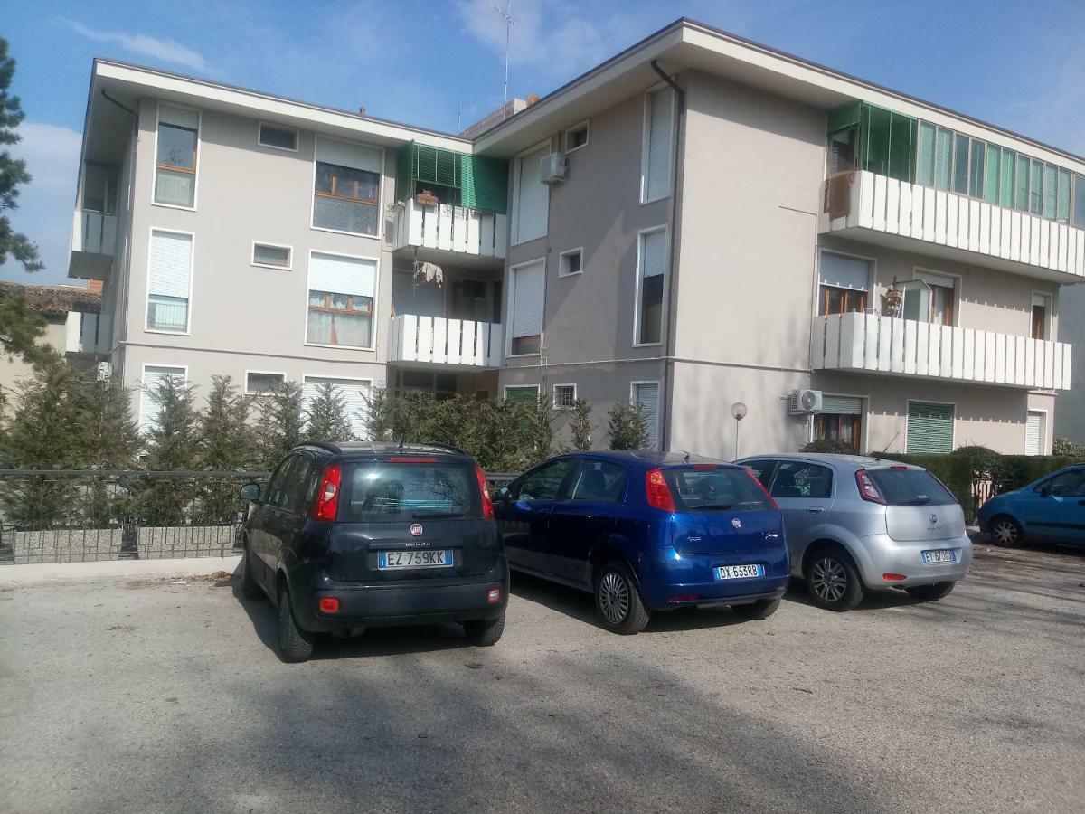 Vicino Al Prato Della Valle Intero Appartamento Parcheggio Facile Di Fronte Padua Exterior foto